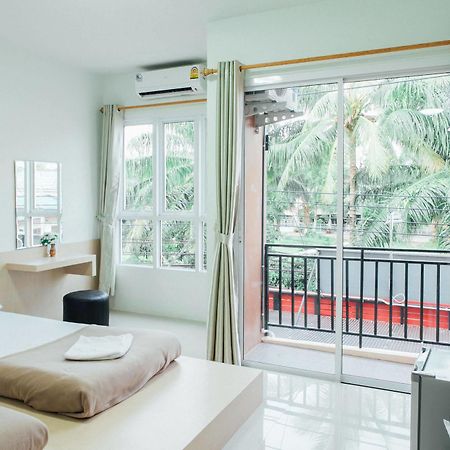 Cheaper Room Сурат Тхани Екстериор снимка